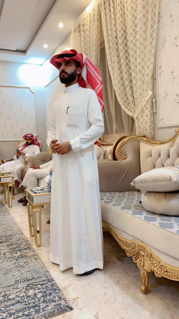 المودل / basil alrogi
