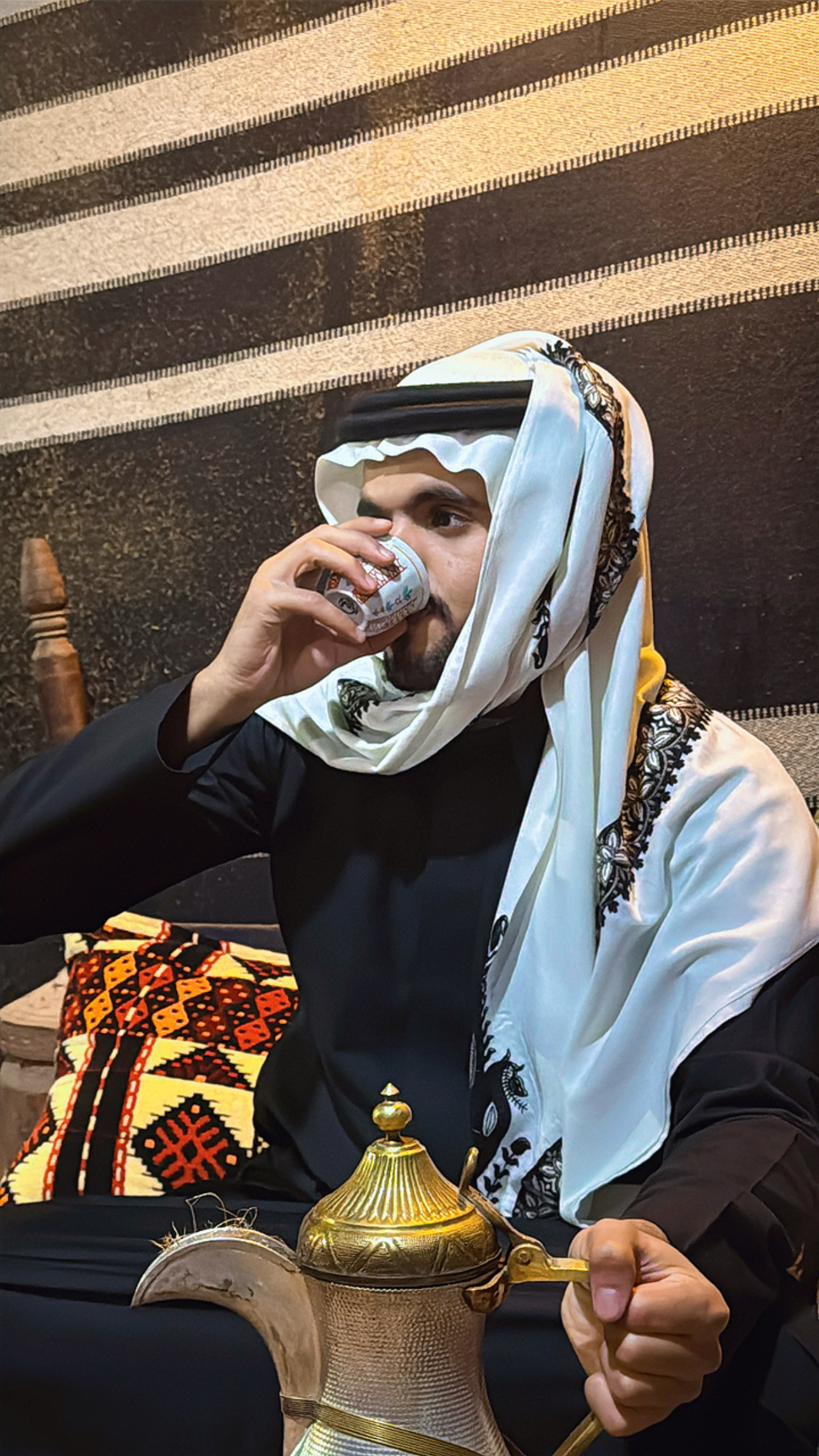 المودل / مشعل  العنزي 