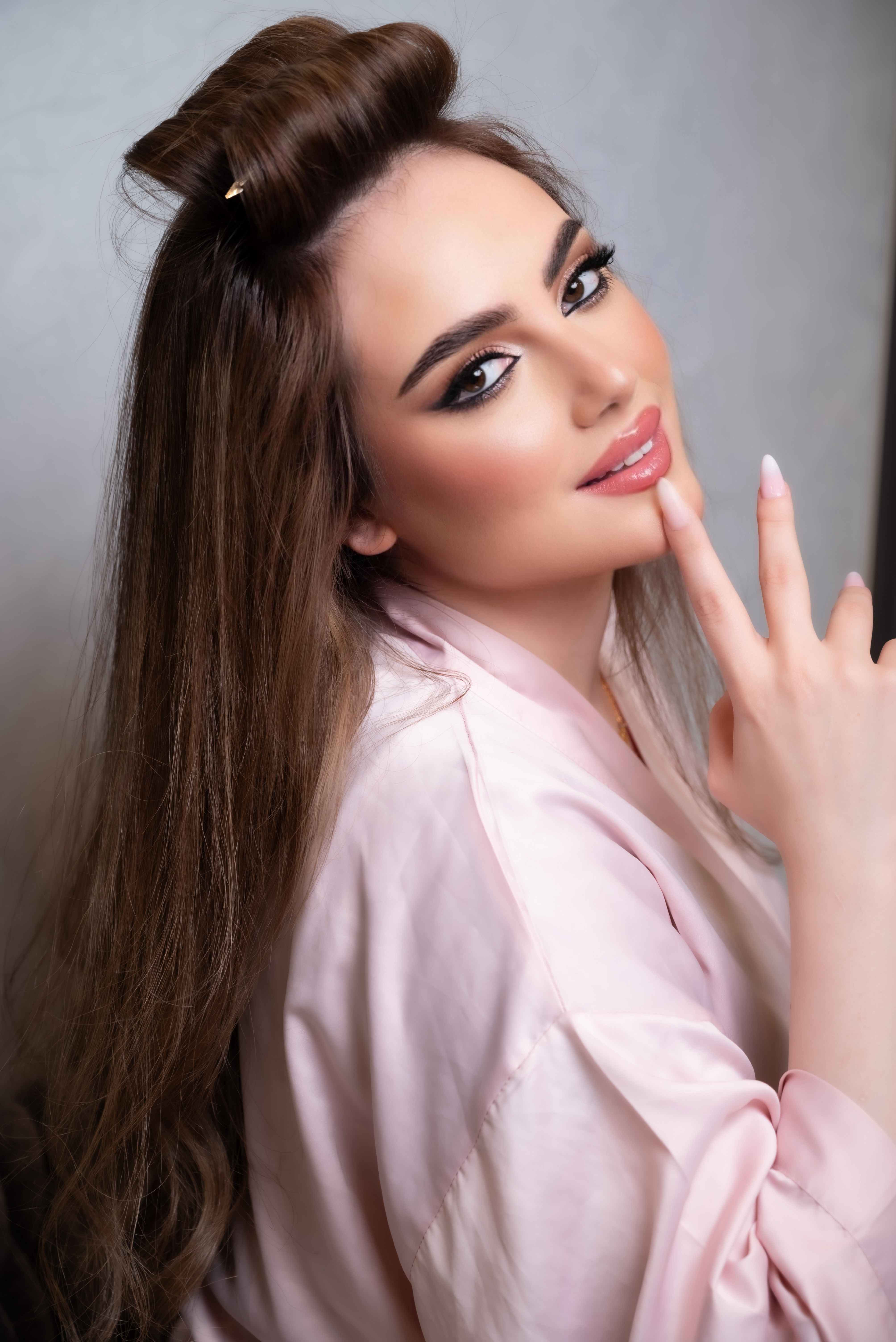 المودل / مودل رفيف