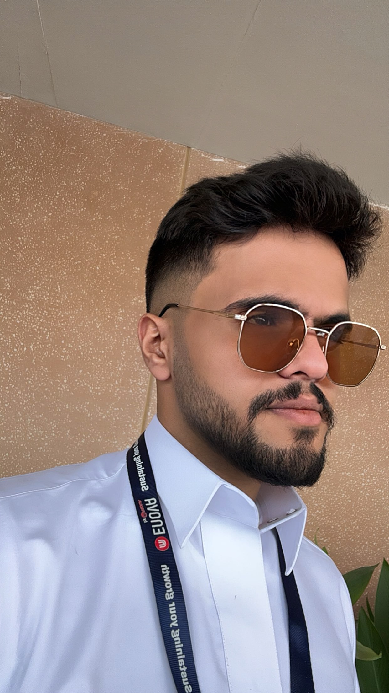 المودل / مشعل  العنزي 