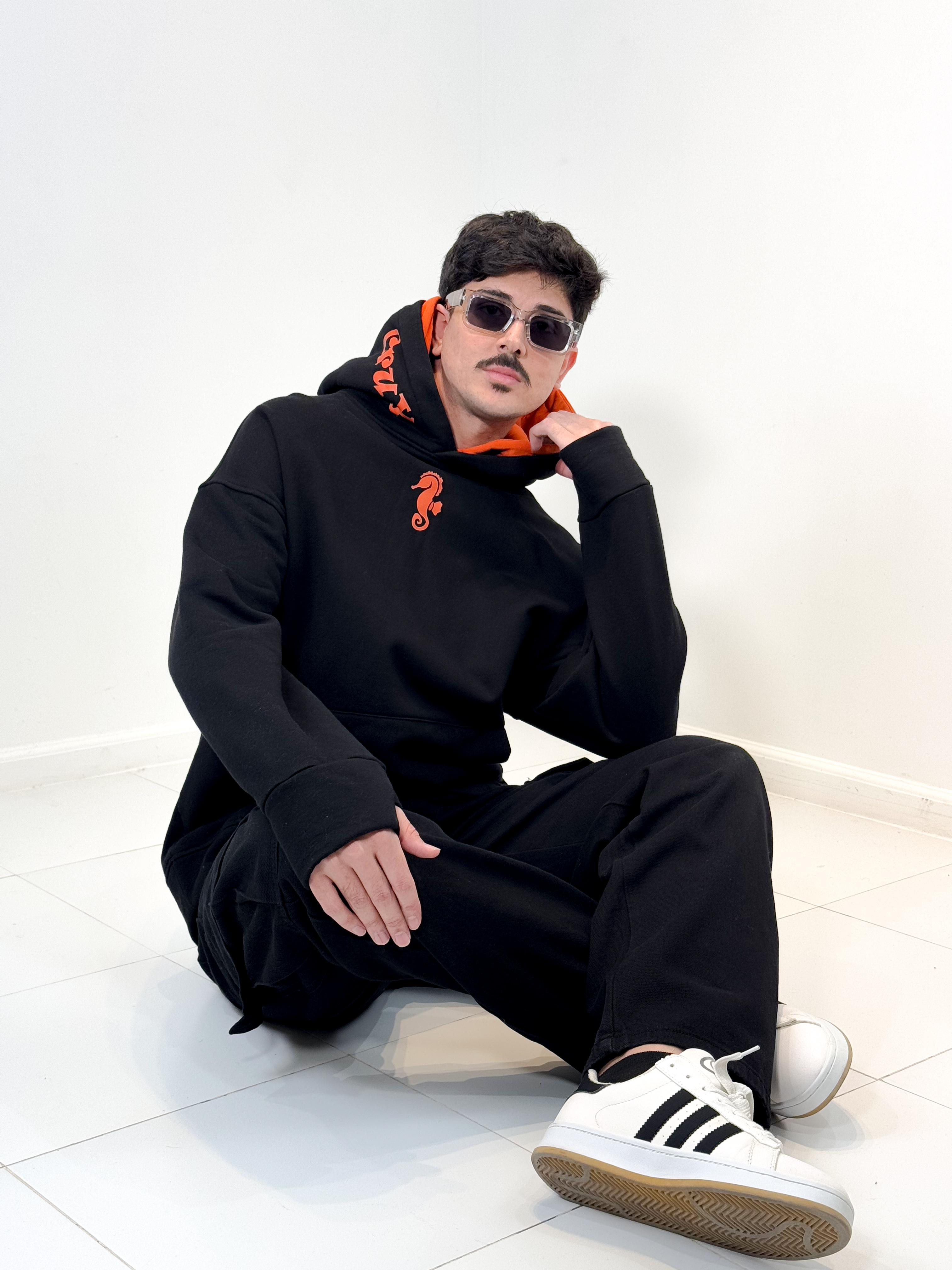 ../modelsfile/model_559_681817ffcd02c.jpeg