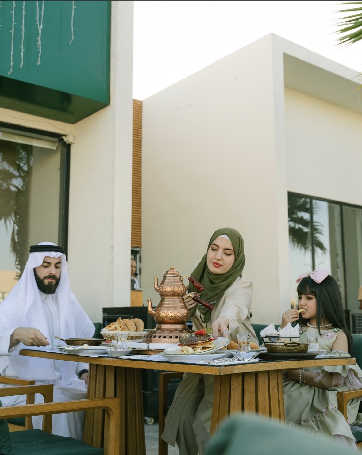 المودل / اميرة منصور