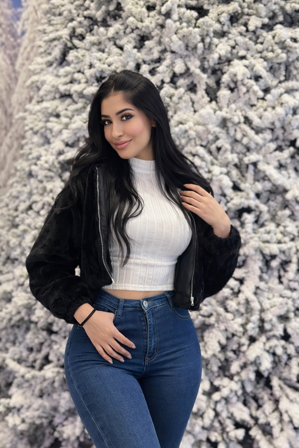 المودل / Mariam Kolta