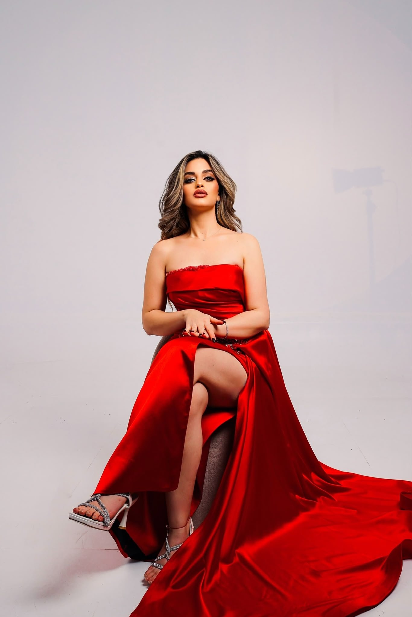 المودل / Simge Karaciğer