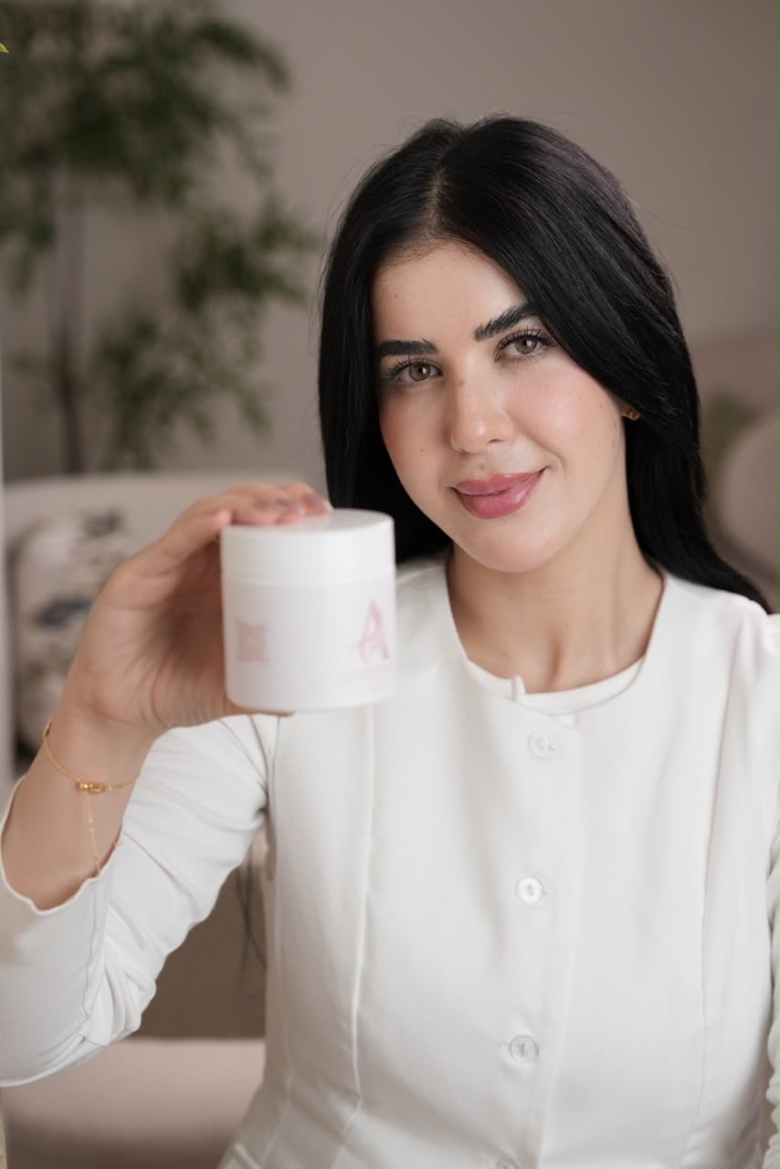 ساره عبدالله عبدالله - Photo 1